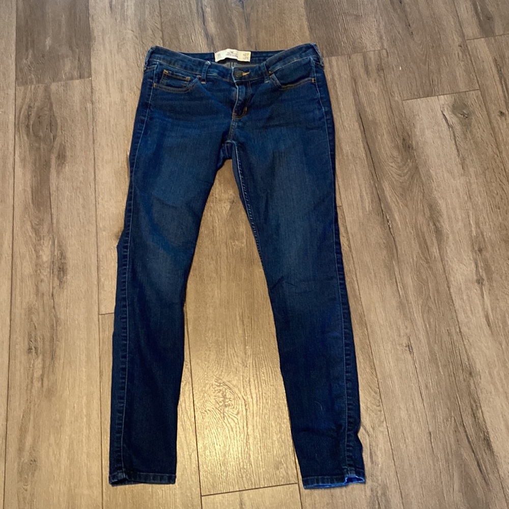Hollister dark wash skinny jeans